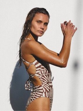 Salted Coral Sands Tie Up One Piece Swim NWT - M